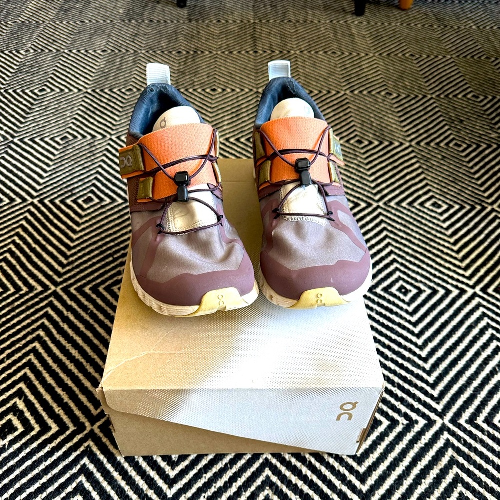 Cloud nexus slip on tennis shoe